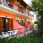 Adriana Apartman Perivóli