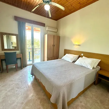 Adriana Studios Apartment Perivolion